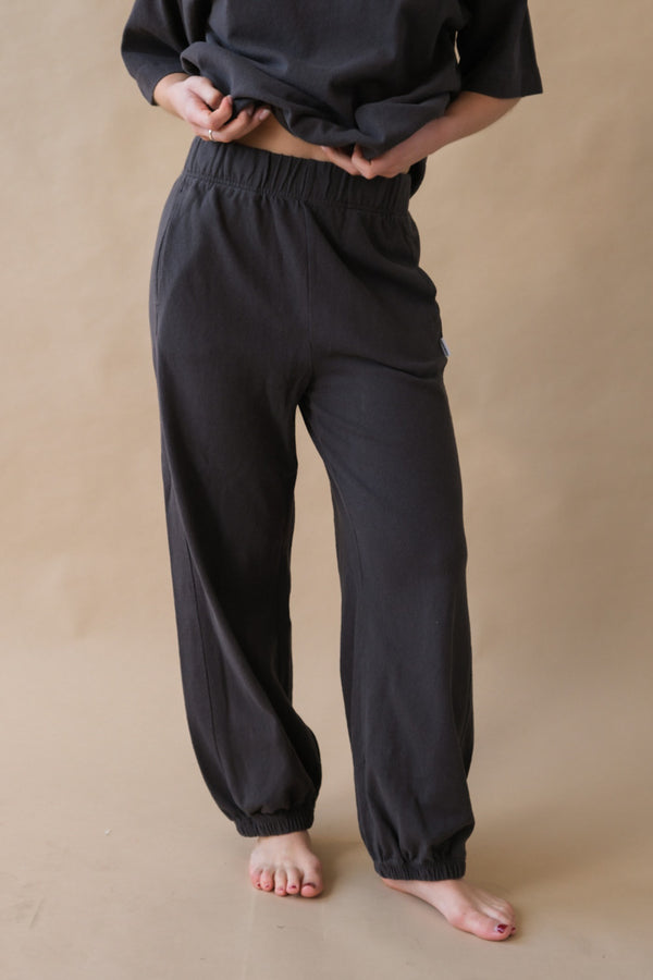 SMOOTH BALLOON PANTS  売り切れ商品 Le Bon Shoppe sweat balloon pants dark slate | Pipe and Row