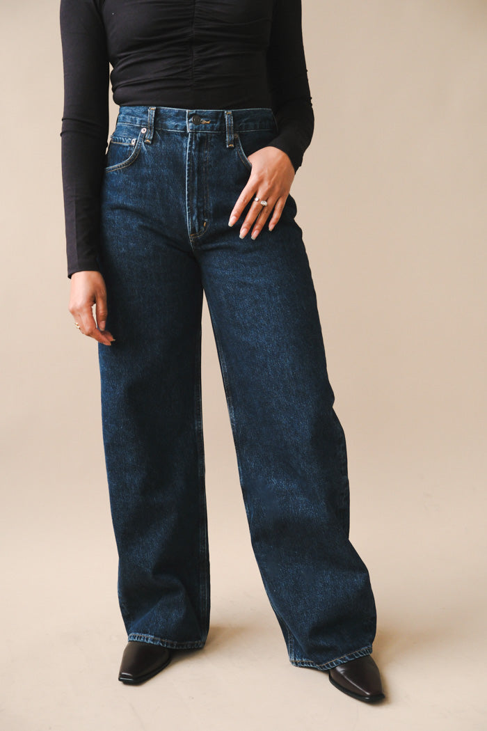 LOW CURVE JEAN