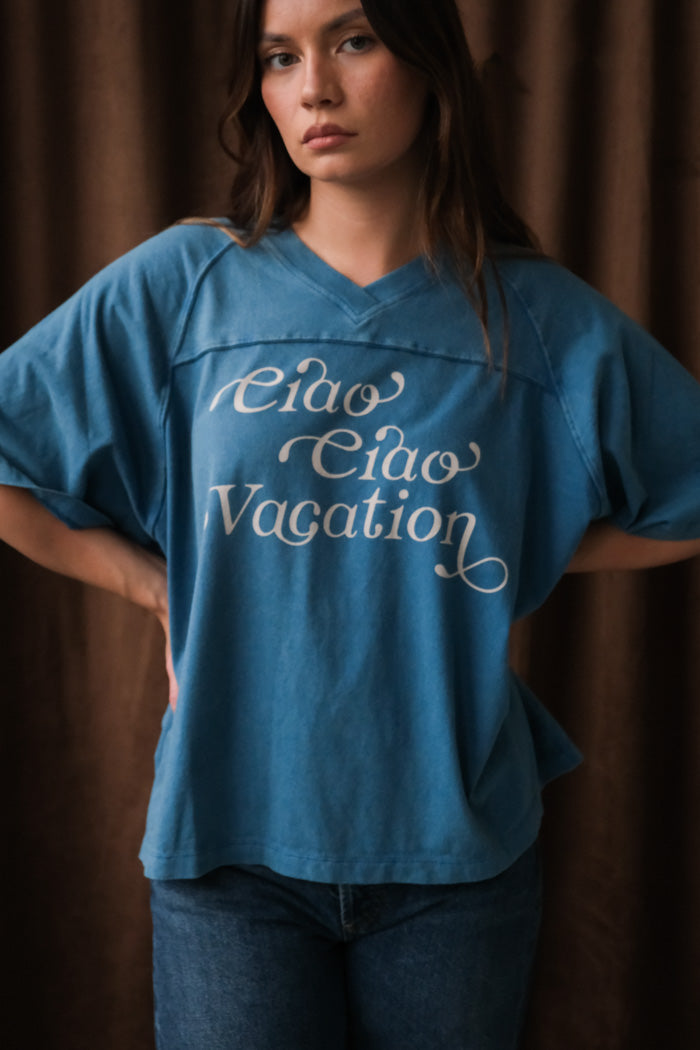 VACAY CROP TEE