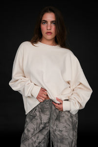 Toit Volant relaxed oversized fit Sonia wide sweatshirt cream | Pipe and Row