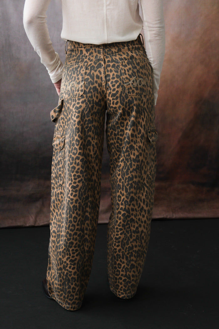 LEOPARD CARGOS