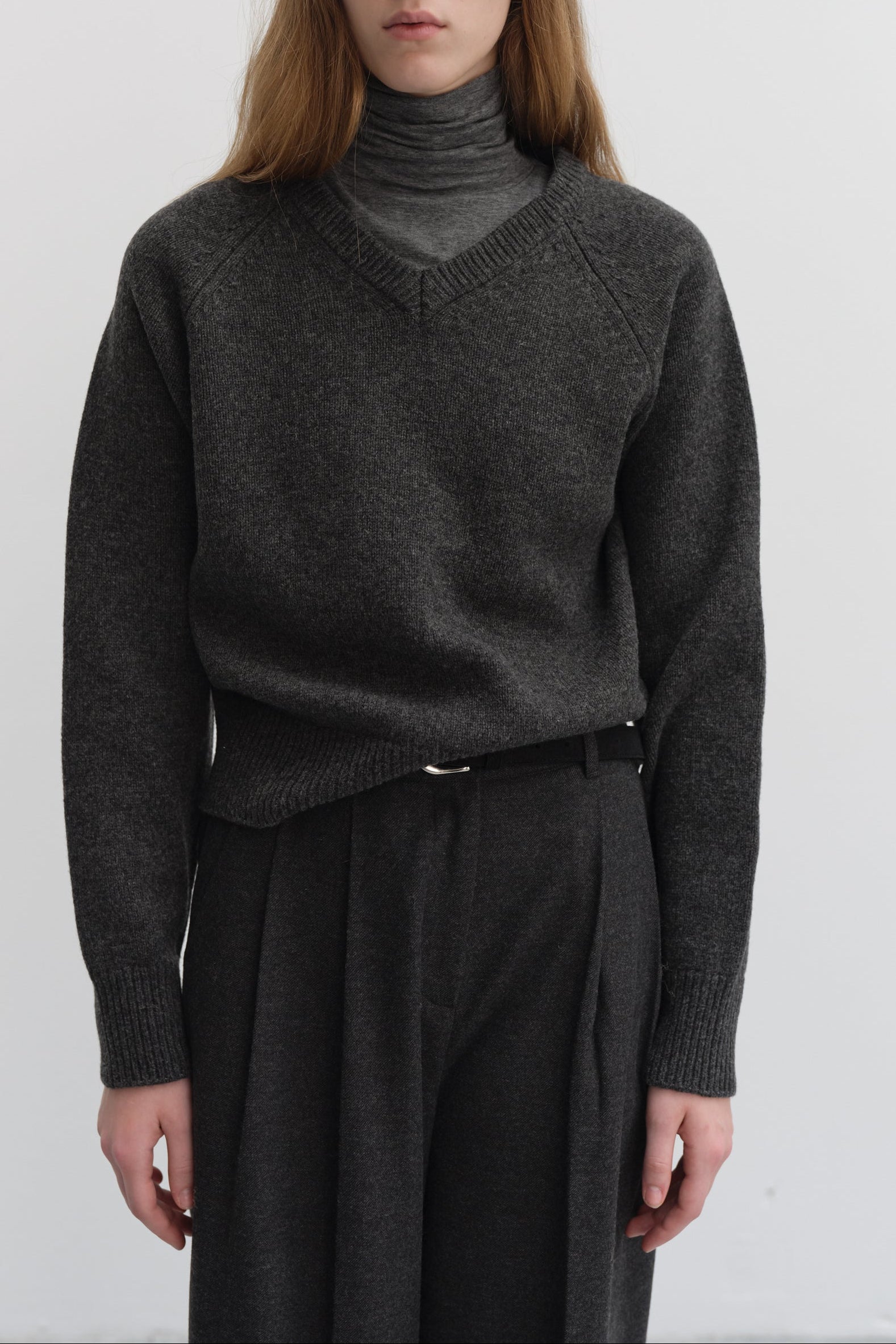 Dunst unisex soft volume v-neck knit sweater charcoal grey wool PIPE AND ROW Seattle
