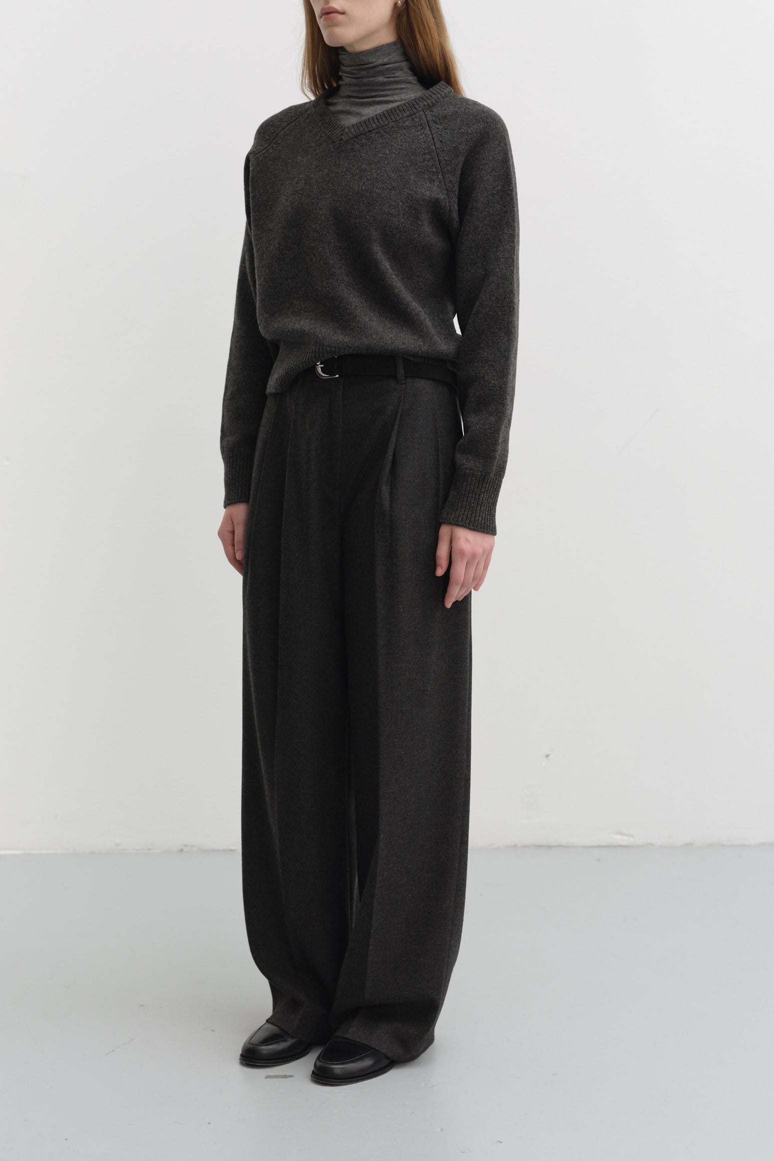 Dunst unisex soft volume v-neck knit sweater charcoal grey wool PIPE AND ROW