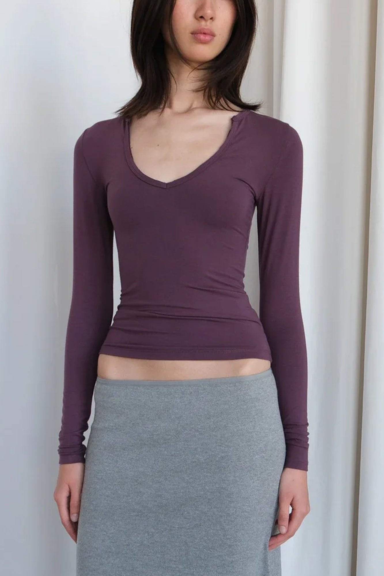 Geel Jolene fitted v-neck long sleeve top purple | Pipe and Row