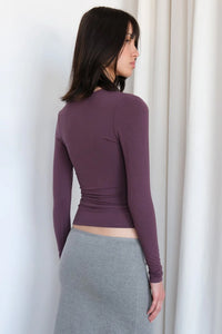 Geel Jolene fitted v-neck long sleeve top purple | Pipe and Row