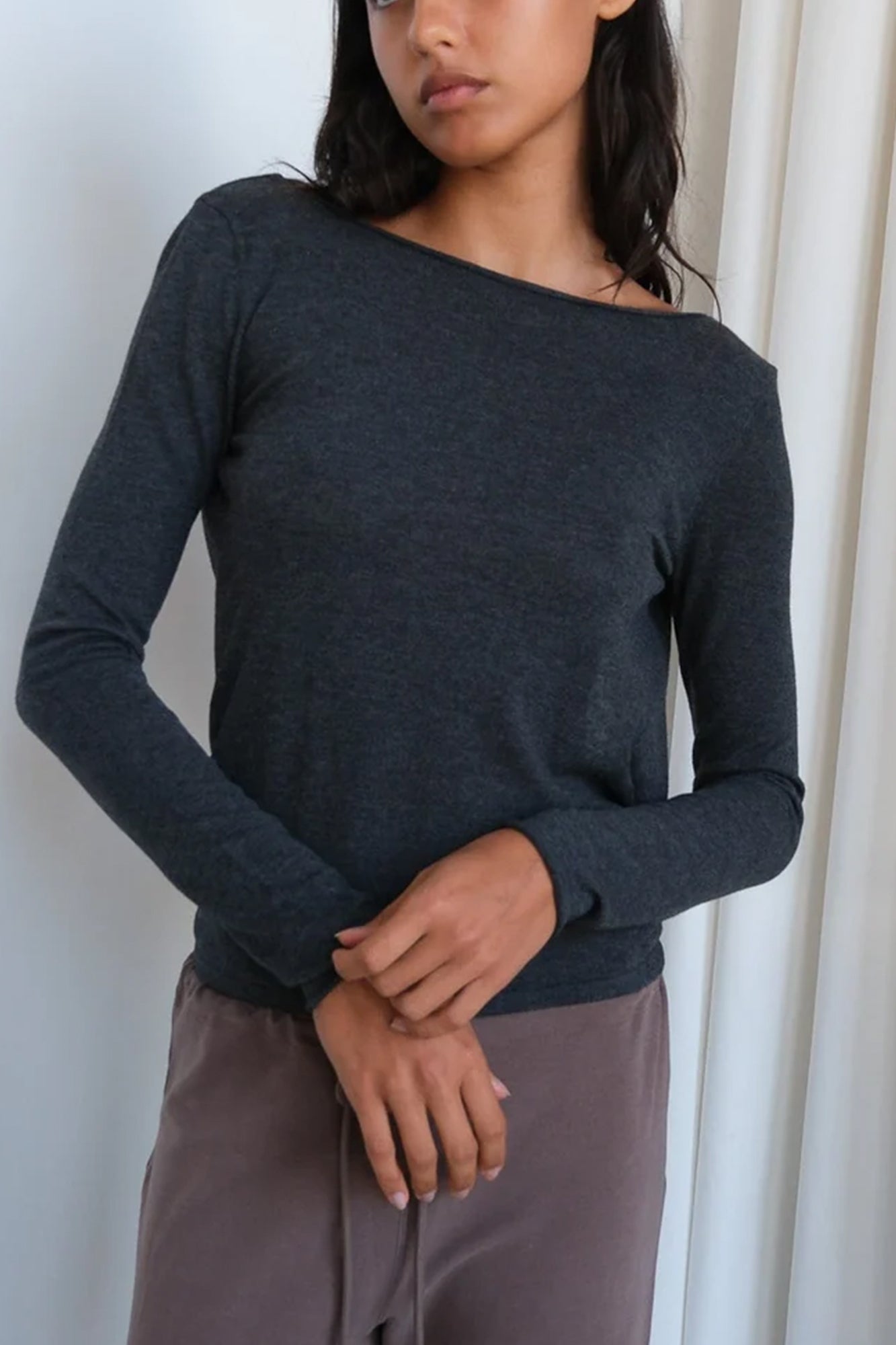 Geel bateau neck Farra Sweater charcoal twisted open back | Pipe and Row