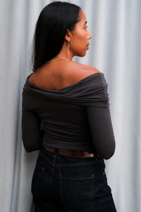 Geel fitted off the shoulder Laura long sleeve top gloom grey PIPE AND ROW