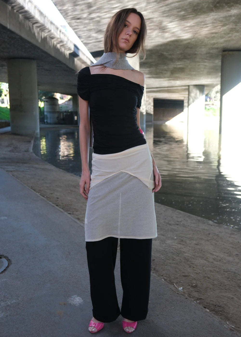 Geel off the shoulder Halle cinched top black PIPE AND ROW Seattle Boutique