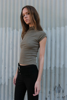 Geel olive green Gem tee fitted cap tee mock neck | Pipe and Row