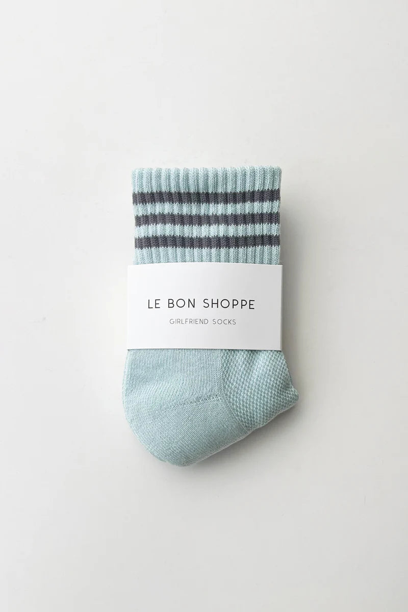 GIRLFRIEND SOCKS ICE WATER