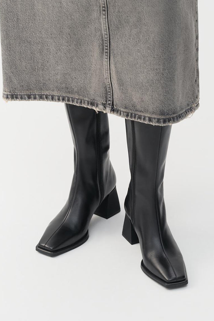 HEDDA TALL BOOTS