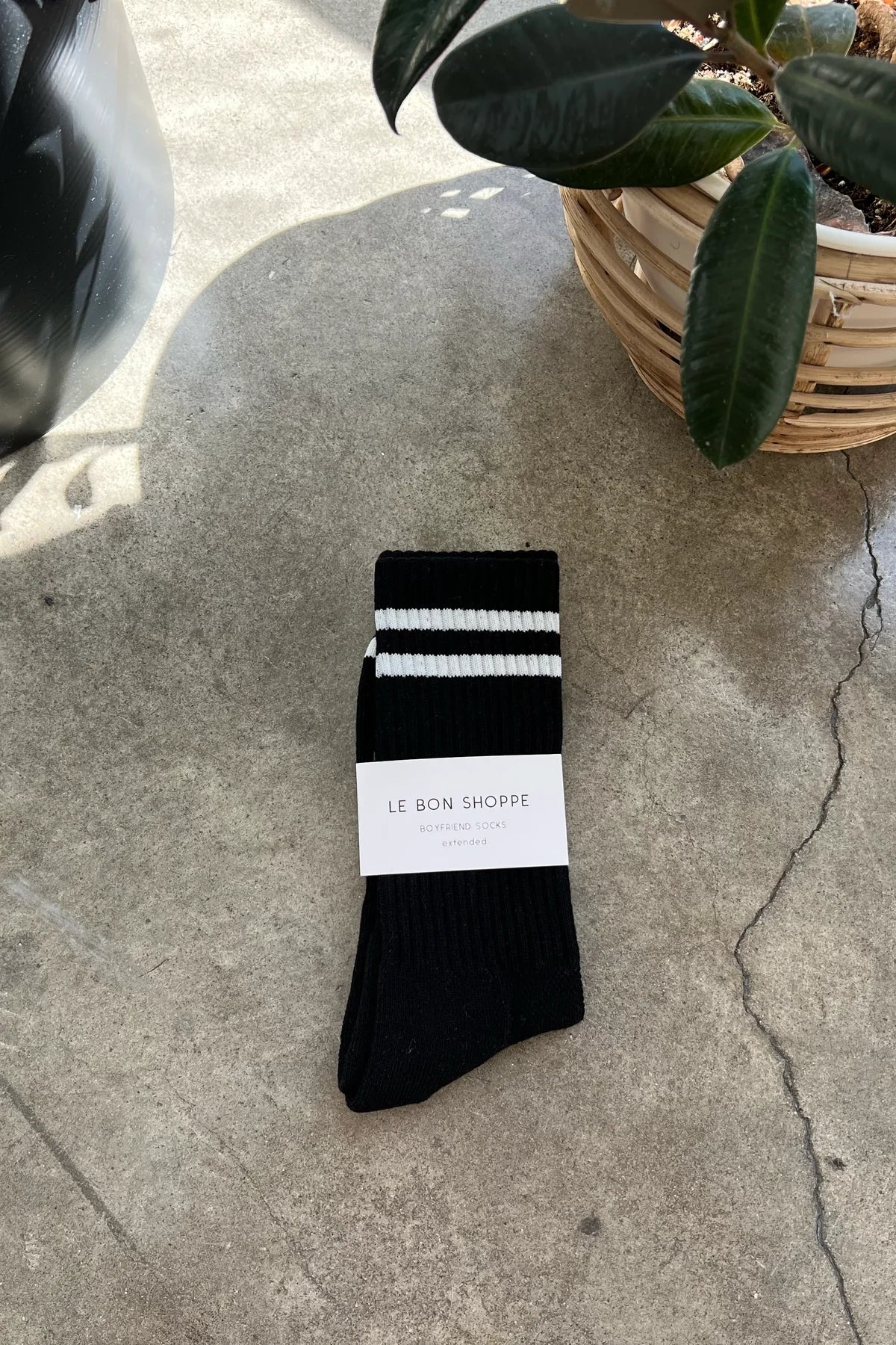 Le Bon Shoppe extended boyfriend socks noir black white stripes PIPE AND ROW