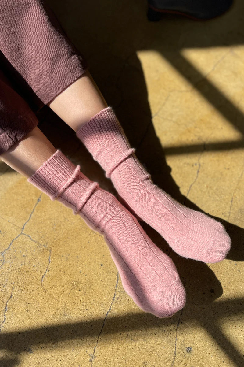 Le Bon Shoppe classic cashmere socks rose petal pink | Pipe and Row