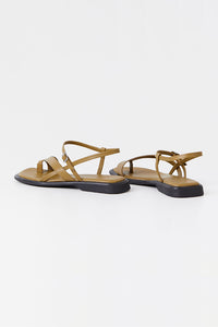 Vagabond Izzy strappy sandal amber green leather | PIPE AND ROW Seattle