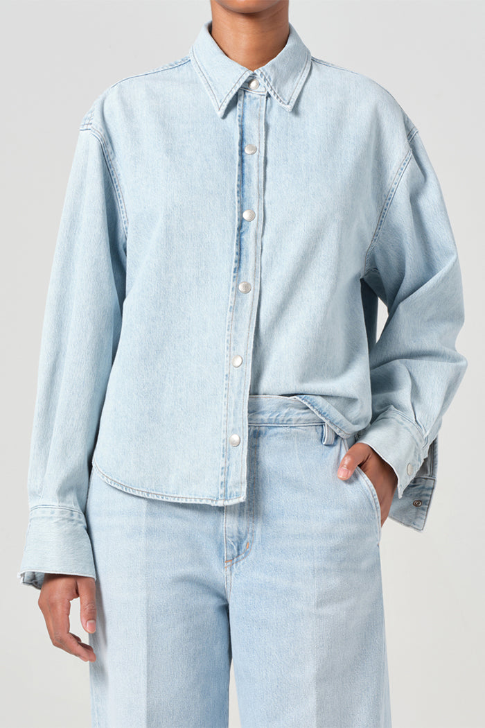 Agolde tailored shape Laurel denim shirt clusters light denim | Pipe and Row