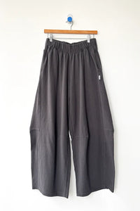 Le Bon Shoppe Bare sweat easy Pants dark slate slouchy oversized | Pipe and Row