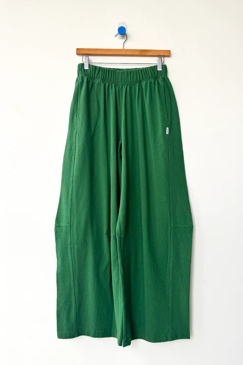 Le Bon Shoppe Bare sweat easy Pants moss green slouchy oversized | Pipe and Row