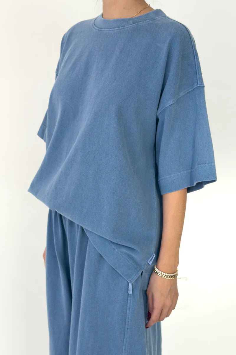 Le Bon Shoppe Jayden Tee cornflower blue borrowed tee | Pipe and Row