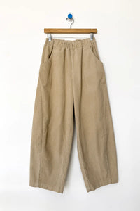 Le Bon Shoppe balloon curved Arc pants tan beige khaki corduroy | Pipe and Row Seattle