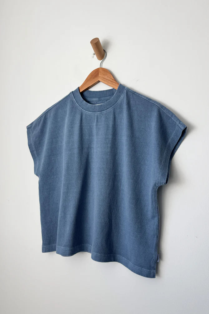 Le Bon Shoppe heavyweight urban muscle Jeanne tee cornflower blue | pipe and row Seattle