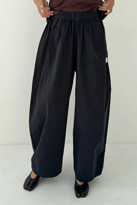 Le Bon Shoppe parachute pant flowy black poplin | Pipe and Row Seattle