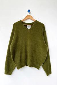 Le Bon Shoppe v-neck James Mohair sweater leaf green | Pipe and Row Seattle