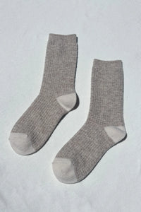 Le Bon Shoppe warm wool stone grey waffled socks cream toe | Pipe and Row
