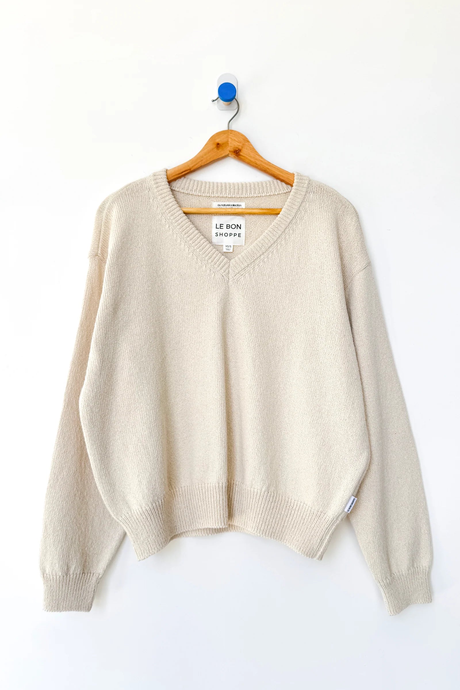 Le bon Abby cotton V-neck sweater naturel cream | Pipe and Row Seattle