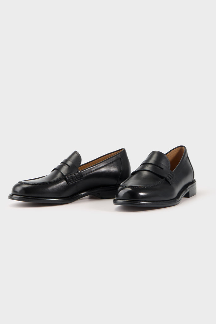 LINN LOAFER