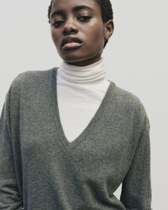 Mijeong Park relaxed fit cashmere v-neck knit sweater heather gray | Pipe and Row