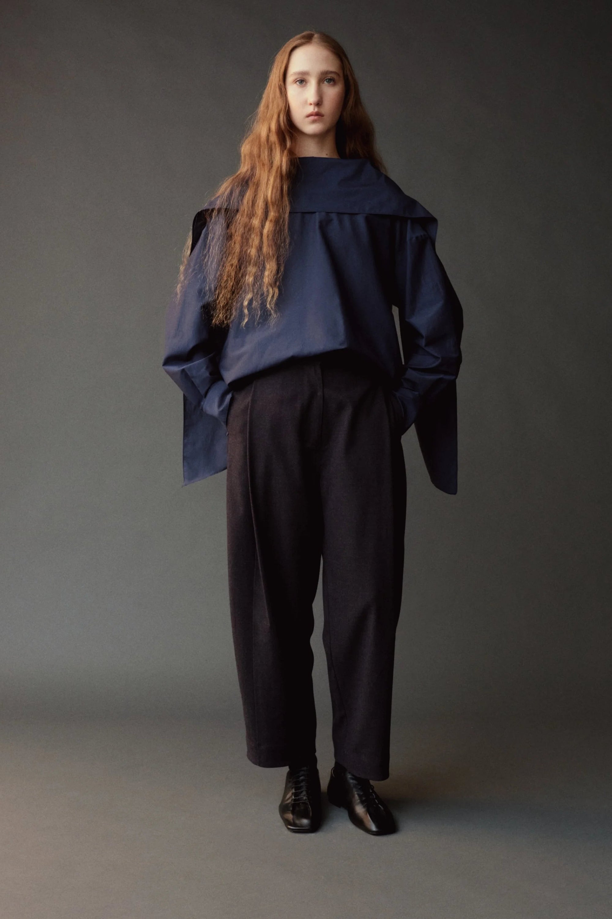 Mijeong Park relaxed fit cropped barrel leg pants navy blue | Pipe and Row Seattle
