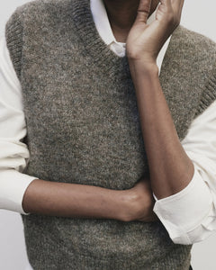 Mijeong Park wool blend v-neck sweater vest heather brown | Pipe and Row Seattle 