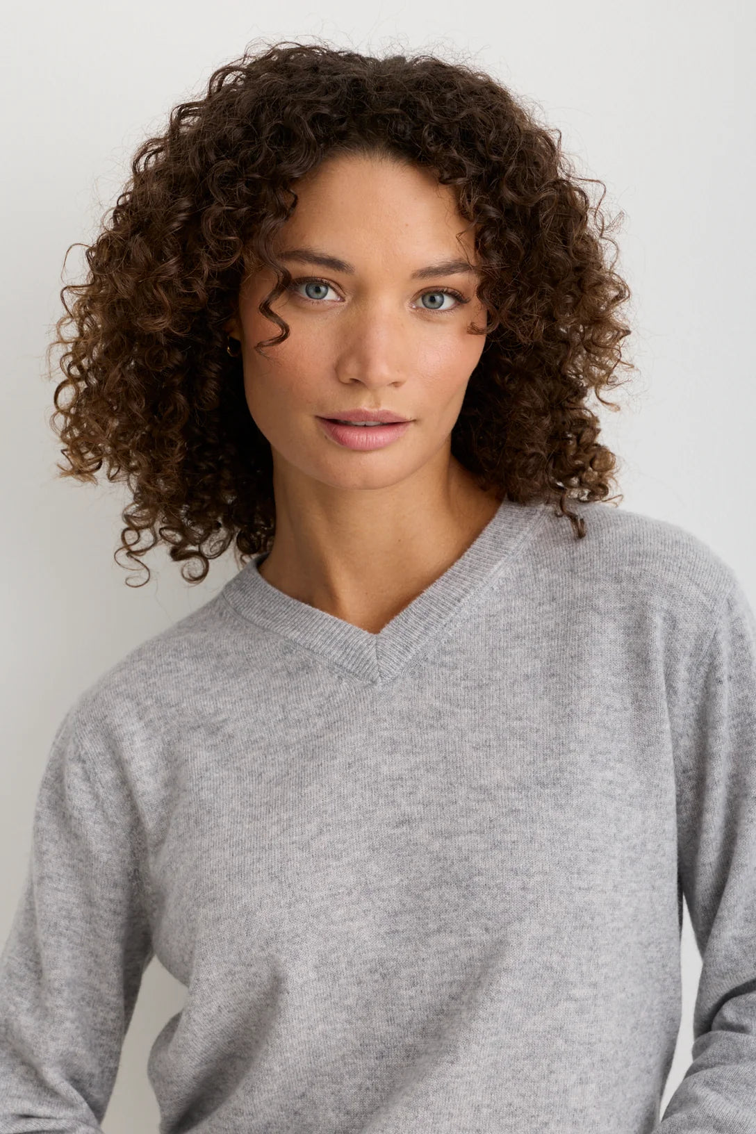 KADRI CASHMERE V-NECK