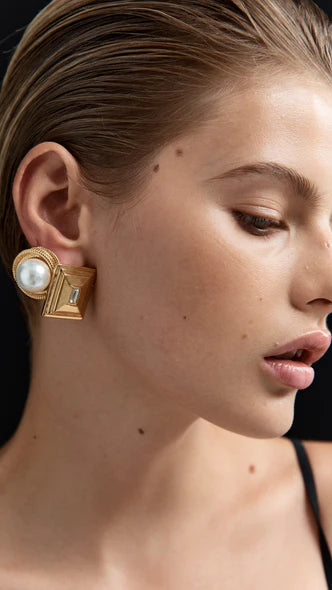 PLAZA EARRING