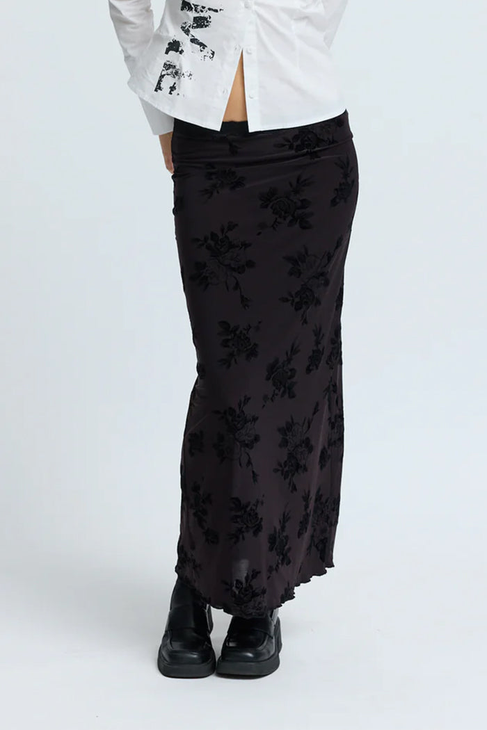 Resume Holly long skirt all over twilight floral print | Pipe and Row