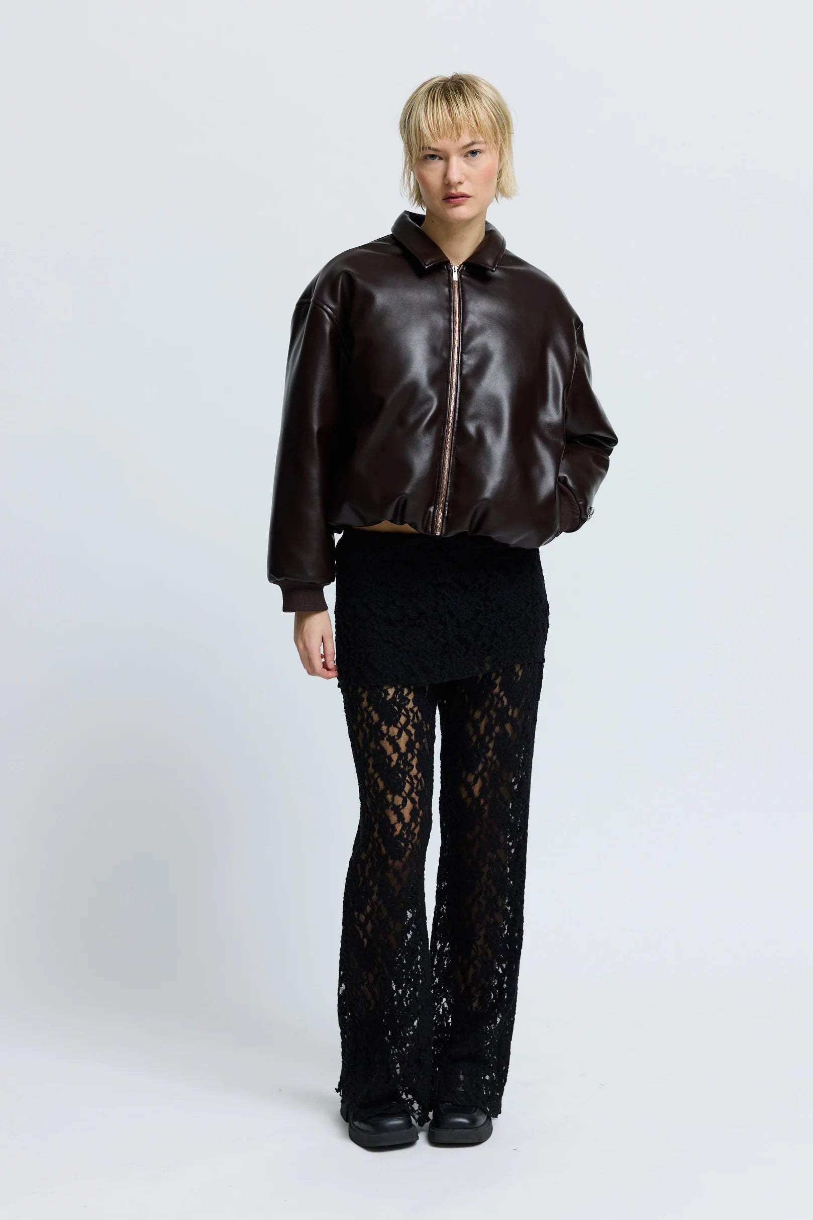 Resume cropped Hira puffer jacket faux leather dark brown zip | Pipe and Row Seattle