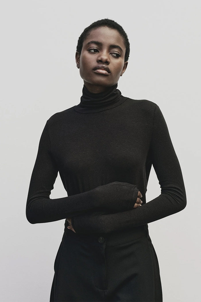 ROLL NECK JERSEY TOP