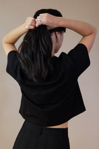 Soldout.NYC classic cut oversized cropped perfect tee shirt black crewneck. Pipe and row