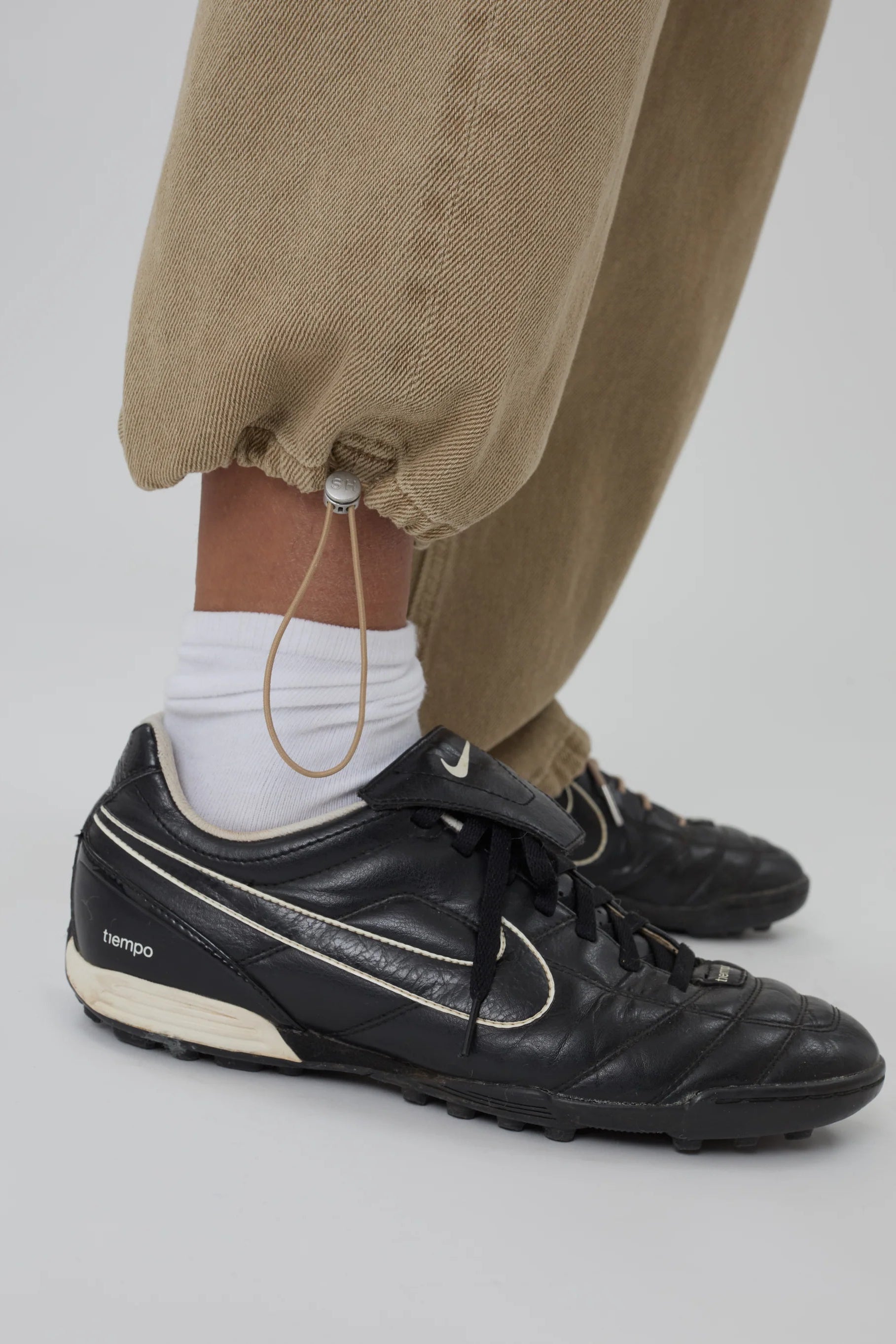 Still Here Sport Jean jogger jean denim pear khaki tan | Pipe and Row