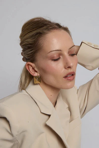 PLAZA EARRING