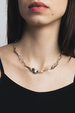 Wolf Circus organic shaped Tidal linked necklace silver | Pipe and