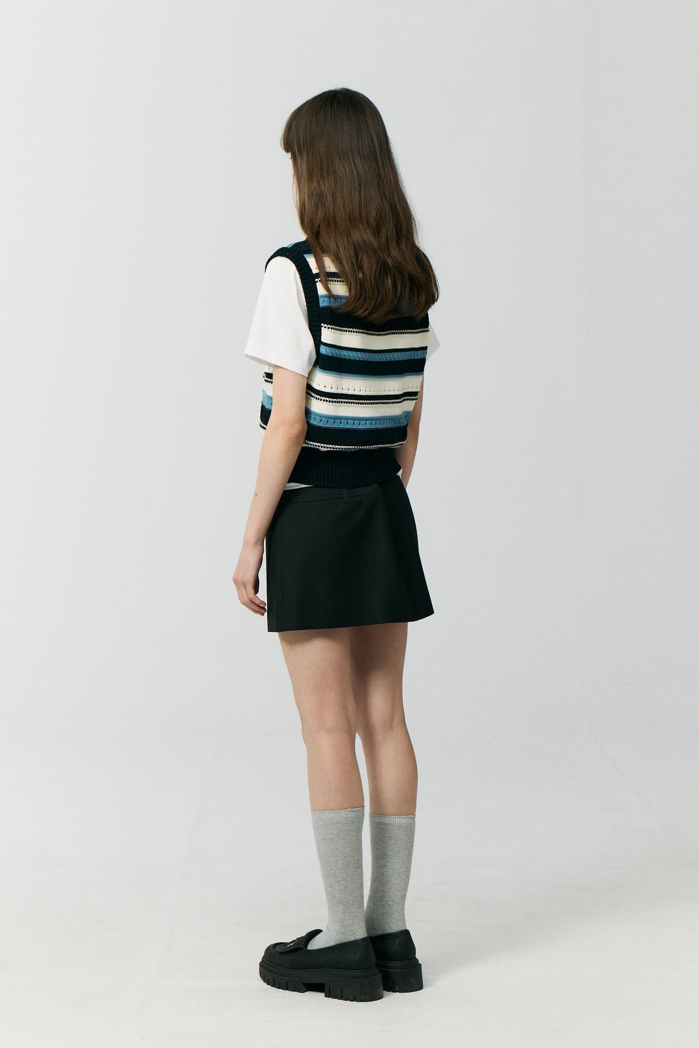 UNISEX CRAFTED KNIT VEST