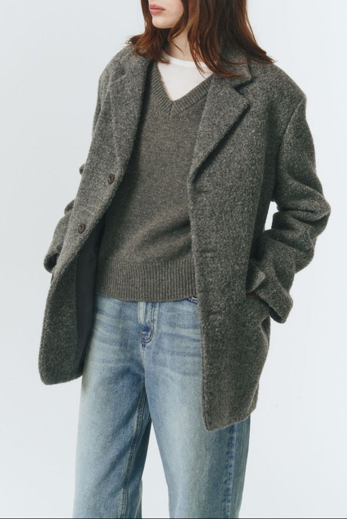 UNISEX SOFT VOLUME V-NECK SWEATER