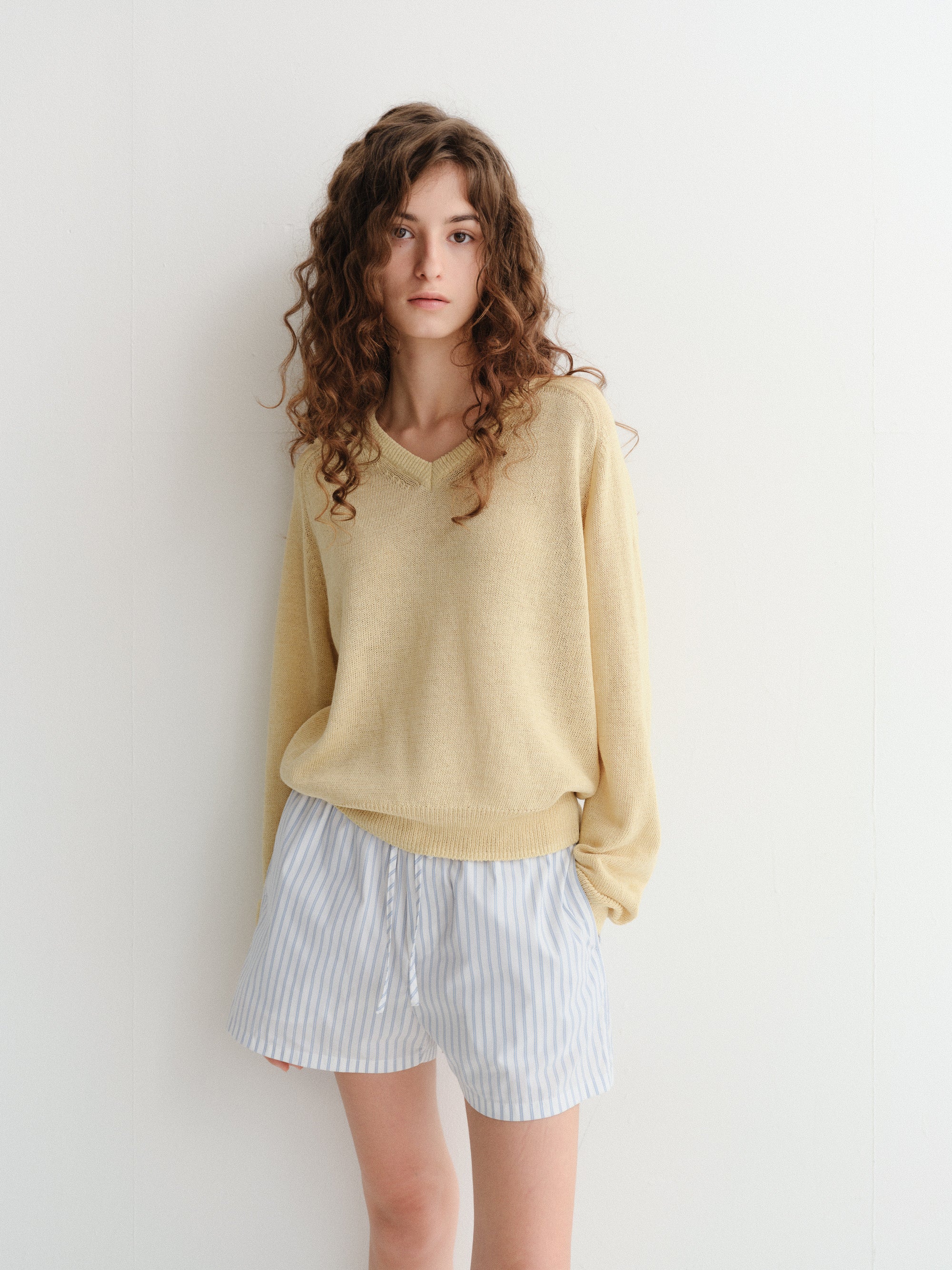 UNISEX V-NECK SWEATER