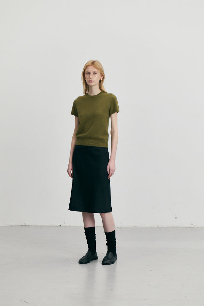 HALF SLEEVE KNIT TOP