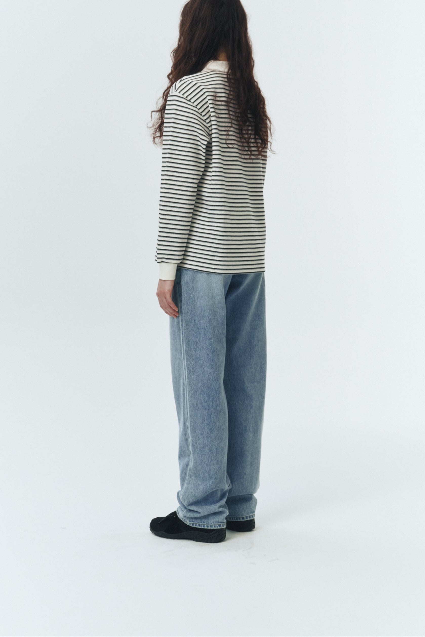 UNISEX MULTI STRIPE COLLARED T-SHIRT