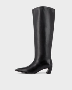Vagabond Ilona knee high pointy toe boots black leather | PIPE AND ROW