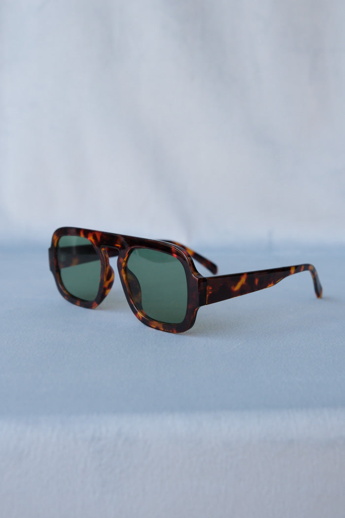 Veda thick squared off aviator sunglasses tortoise frames green lens. PIPE AND ROW