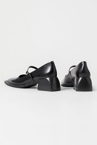 Vagabond Vivian mary jane pumps black polished leather | Pipe and Row