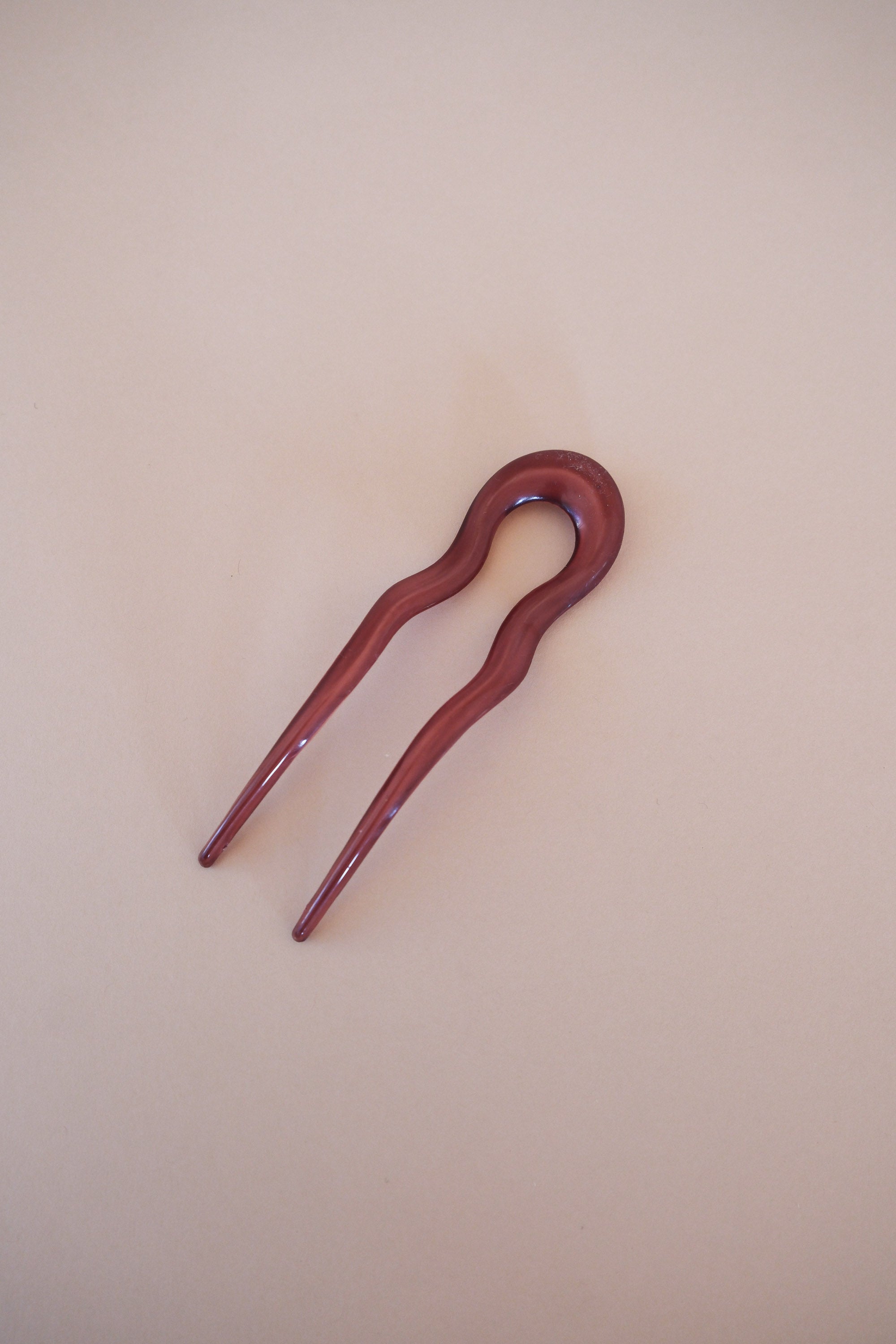 Wavy red acrylic french pin. PIPE AND ROW